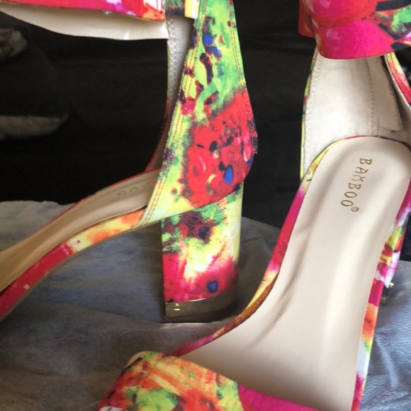 Heels - Picture 2 of 4